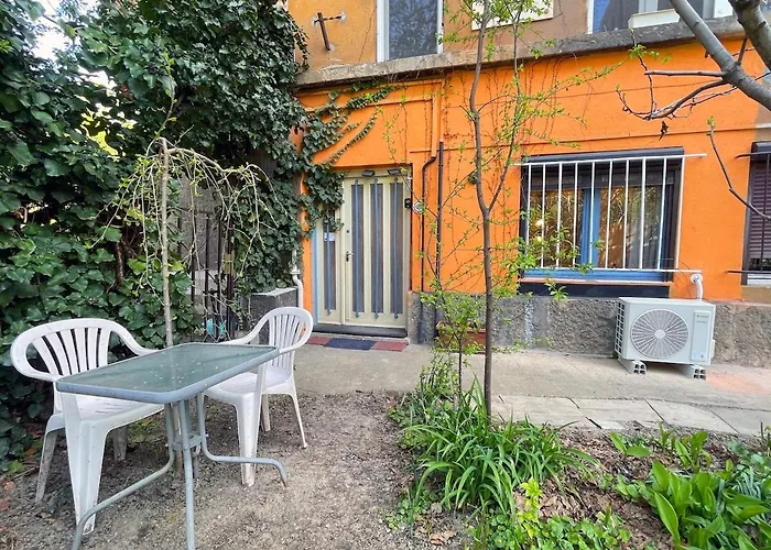 Quiet Garden With Terrace Near Center * Budapest